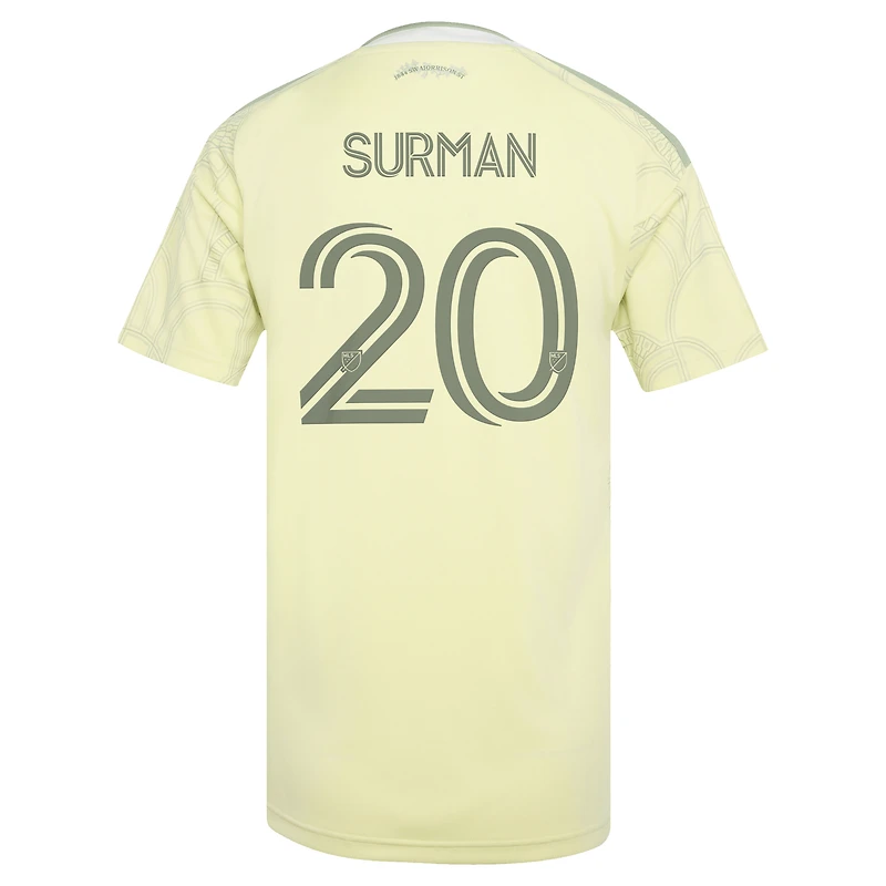 Maillot réplique adidas Finn Surman jaune Portland Timbers 2026 Civic Stadium pour femme