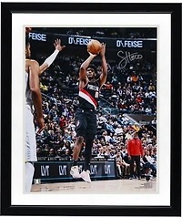 Photo dédicacée de Scoot Henderson (Portland Trail Blazers) - Tir en noir (40 x 50 cm)