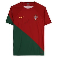 Maillot domicile 2022-23 autographié par Bruno Fernandes de l'équipe nationale du Portugal - Signature sur le devant