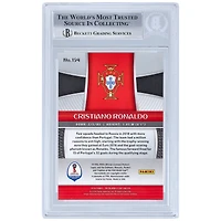 Carte authentifiée Panini Prizm World Cup 2018 #154 BAS autographiée par Cristiano Ronaldo de l'équipe nationale du Portugal