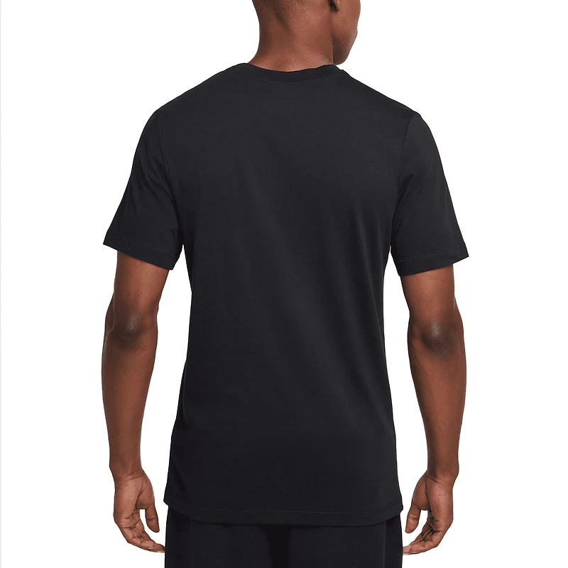 T-shirt Nike noir Puma Swoosh pour homme
