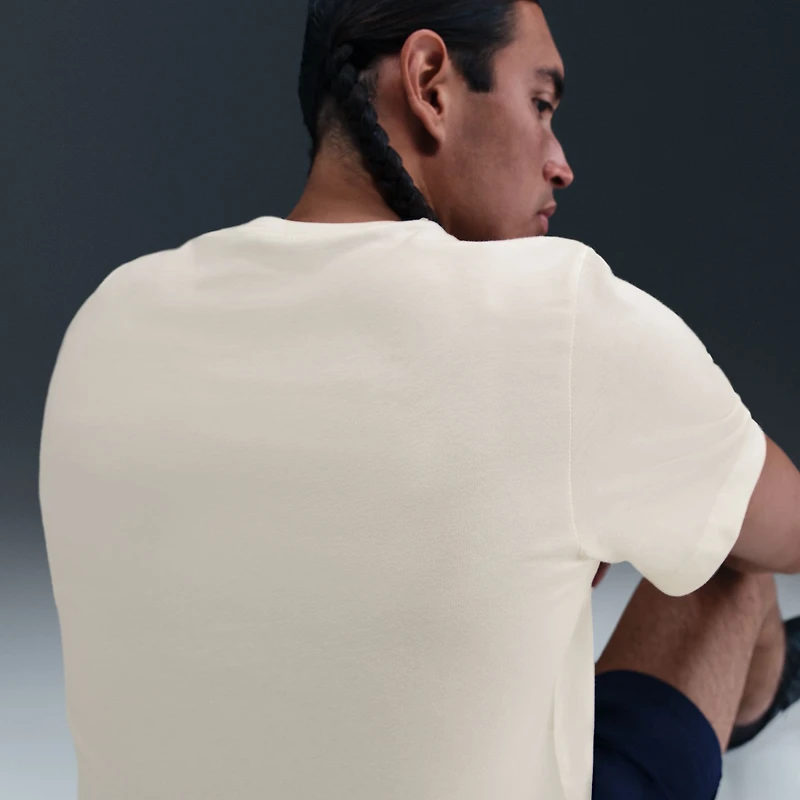 T-shirt Nike crème avec écusson des Pumas pour homme