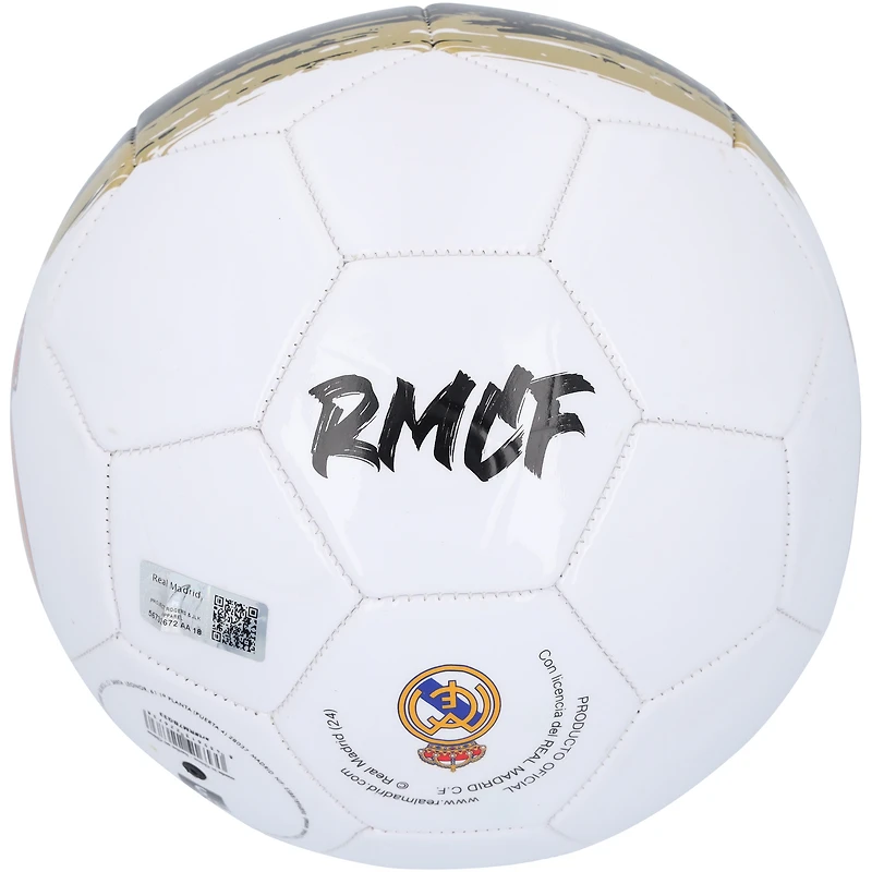 Ballon de football blanc/or avec logo autographié par Franco Mastantuono du Real Madrid