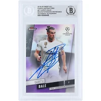 Carte authentifiée par Gareth Bale (Real Madrid) 2019-20 Topps Finest UEFA Purple Refractor n° 67/250, signée par Fanatics Witnessed (Beckett).