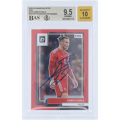 Carte autographiée de Gareth Bale (Real Madrid) 2022-23 Panini Donruss Optic Red Prizm n° 134/165, authentifiée par Beckett Fanatics Witnessed (note : 9,5/10).