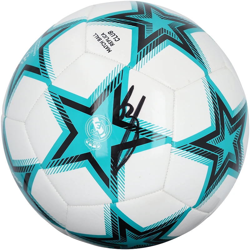 Ballon de football adidas réplique autographié par Karim Benzema du Real Madrid lors d'un match de Ligue des champions