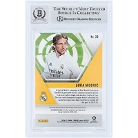 Luka Modric Real Madrid Autographed 2020-21 Panini Mosaic La Liga #30 Beckett Fanatics Witnessed Authenticated 10 Card 