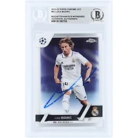 Carte authentifiée par Beckett Fanatics Witnessed, signée par Luka Modric (Real Madrid, saison 2022-2023, Topps Chrome UEFA n° 62)