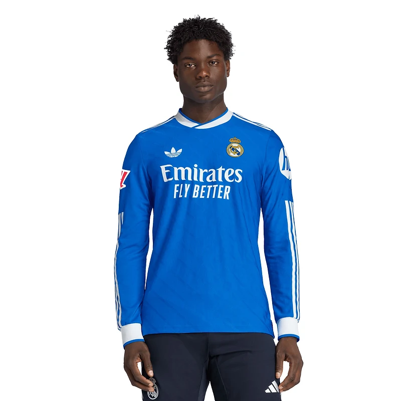 Maillot adidas bleu Real Madrid 2025/26 Third Authentic à manches longues avec patch pour homme