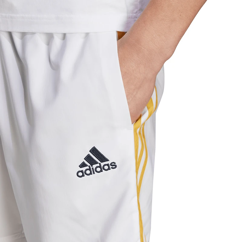 Short adidas Real Madrid DNA pour homme, blanc