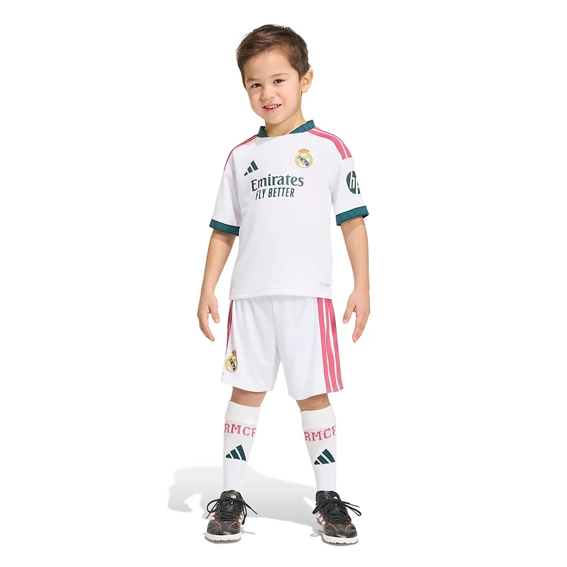 Ensemble réplique blanc du Real Madrid adidas pour tout-petit