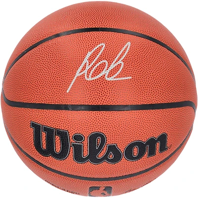 Ballon de basket-ball Wilson Authentic Series autographié par Rob Dillingham des Chicago Bulls, utilisable en intérieur et en extérieur.