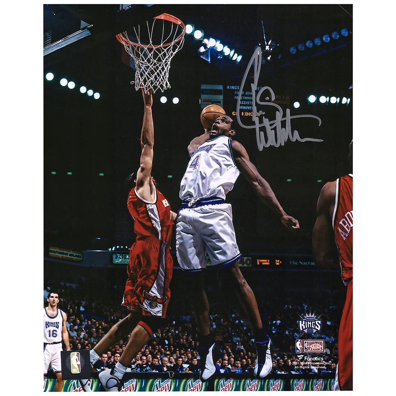 Photographie autographiée de Chris Webber, Dunk vs. Hawks, Sacramento Kings, 8'' x 10''