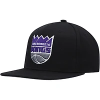 Casquette Snapback noire Mitchell & Ness Sacramento Kings Side Core 2.0 pour hommes