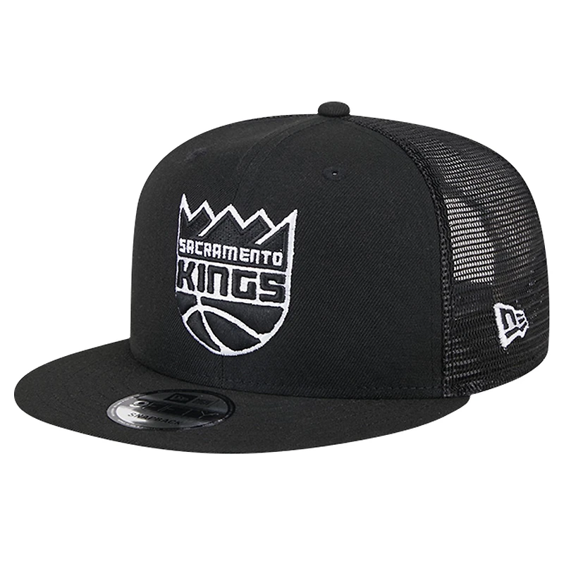 Casquette de camionneur à visière noire New Era Sacramento Kings 9FIFTY pour homme