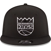 Casquette New Era 9FIFTY ajustable pour homme, logo noir et blanc des Sacramento Kings