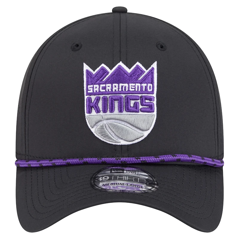 Men's New Era Black Sacramento Kings Featherweight Poly Rope Flex 39Thirty Hat