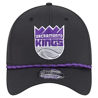 Casquette New Era noire Sacramento Kings Featherweight Poly Rope Flex 39Thirty pour homme