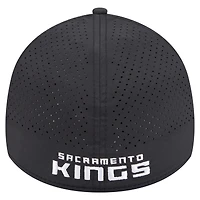 Men's New Era Black Sacramento Kings Featherweight Poly Rope Flex 39Thirty Hat