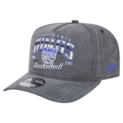 Men's New Era  Charcoal Sacramento Kings Throwback Washed Pre-Curved 9FIFTY Snapback Hat