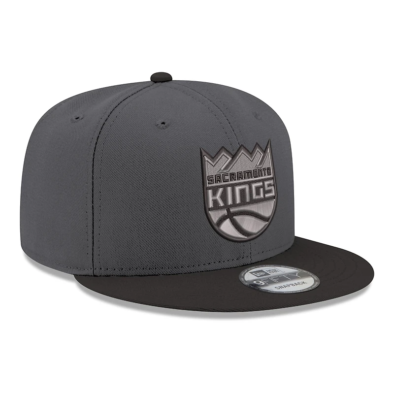 Men's New Era Gray/Black Sacramento Kings Logo 2-Tone 9FIFTY Snapback Hat