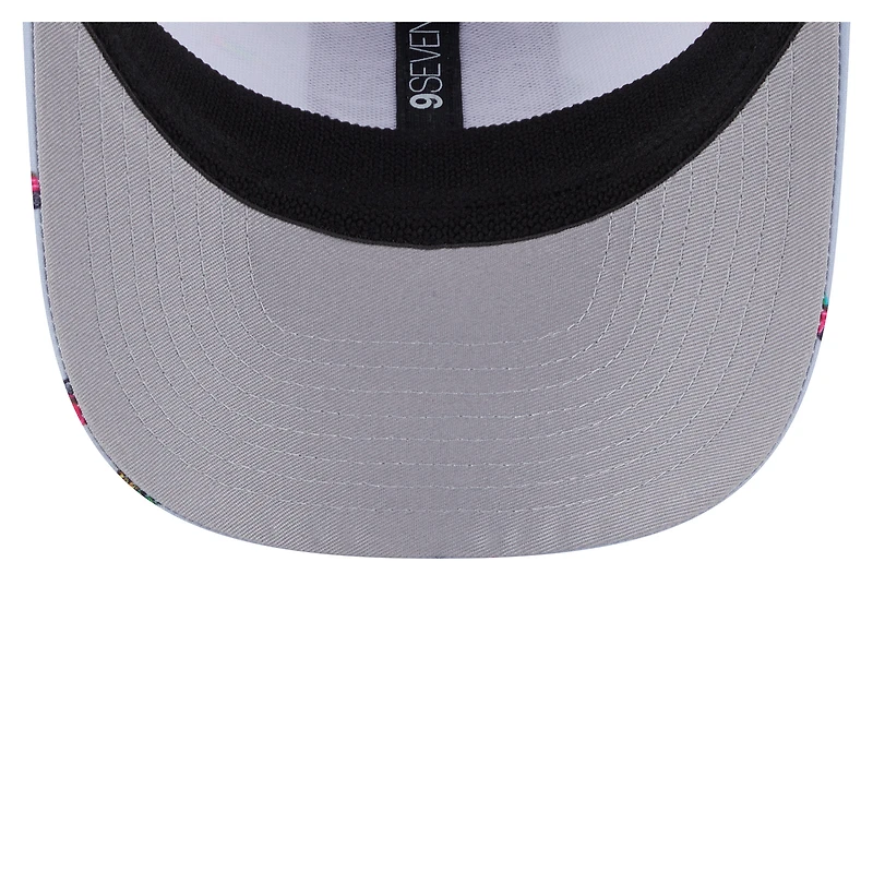 Casquette extensible à bouton-pression New Era bleu clair/gris Sacramento Kings Adventure Aloha Pattern 9SEVENTY pour homme