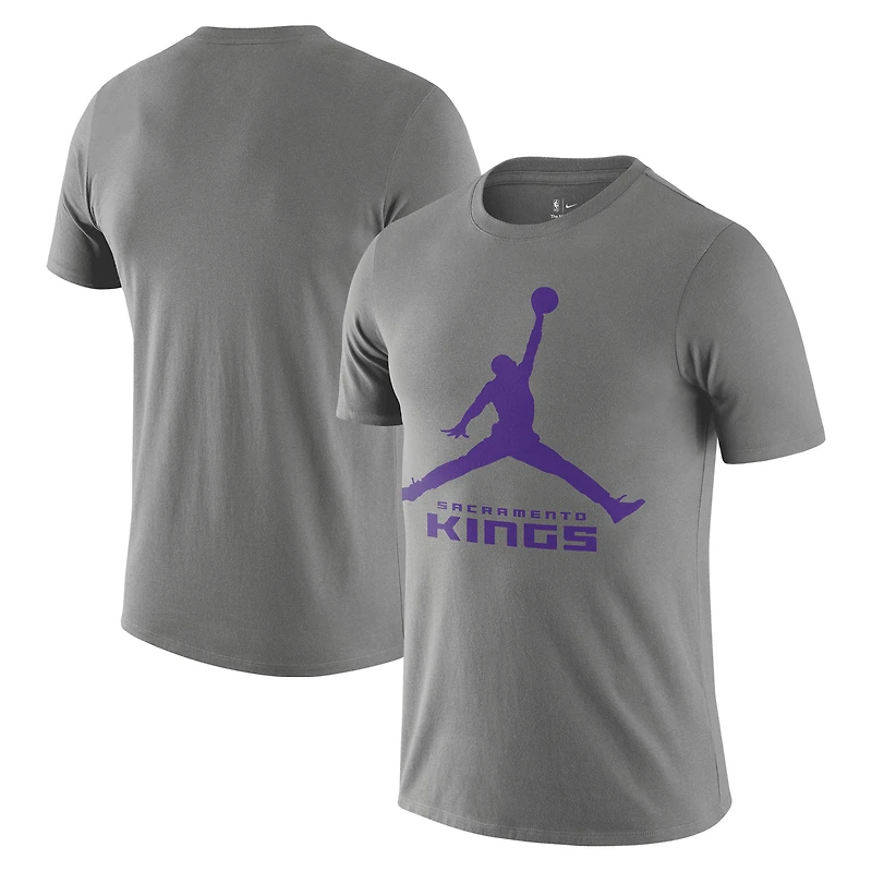 T-shirt Nike gris Sacramento Kings Essential Jumpman pour homme