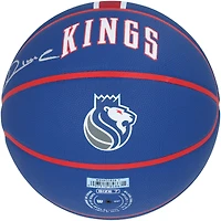 Ballon de basket-ball de collection Wilson 2024-25 autographié par Vlade Divac Sacramento Kings City Edition