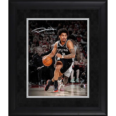 Photo encadrée avec la signature fac-similé de Dylan Harper (San Antonio Spurs), format 11 x 14 pouces.
