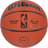 Ballon de basketball d'intérieur/extérieur Wilson Authentic Series autographié par Manu Ginobili des San Antonio Spurs