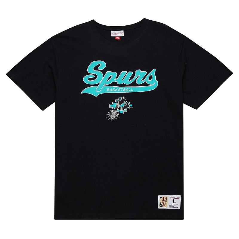 Men's Mitchell & Ness Black San Antonio Spurs Hardwood Classics Felt Applique Slub T-Shirt