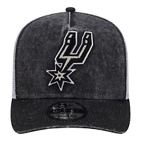 Casquette ajustable New Era 9FIFTY pour homme, noire et blanche, San Antonio Spurs, en maille lavée.
