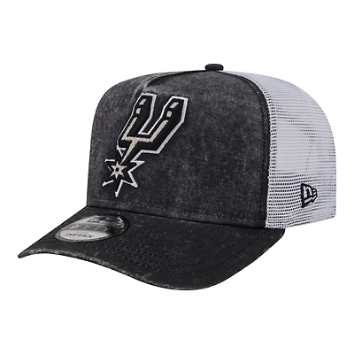 Casquette ajustable New Era 9FIFTY pour homme, noire et blanche, San Antonio Spurs, en maille lavée.