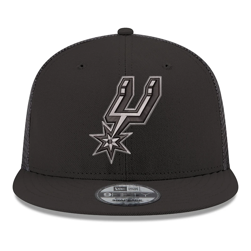 Men's New Era Black San Antonio Spurs Core Logo Meshback 9FIFTY Snapback Hat