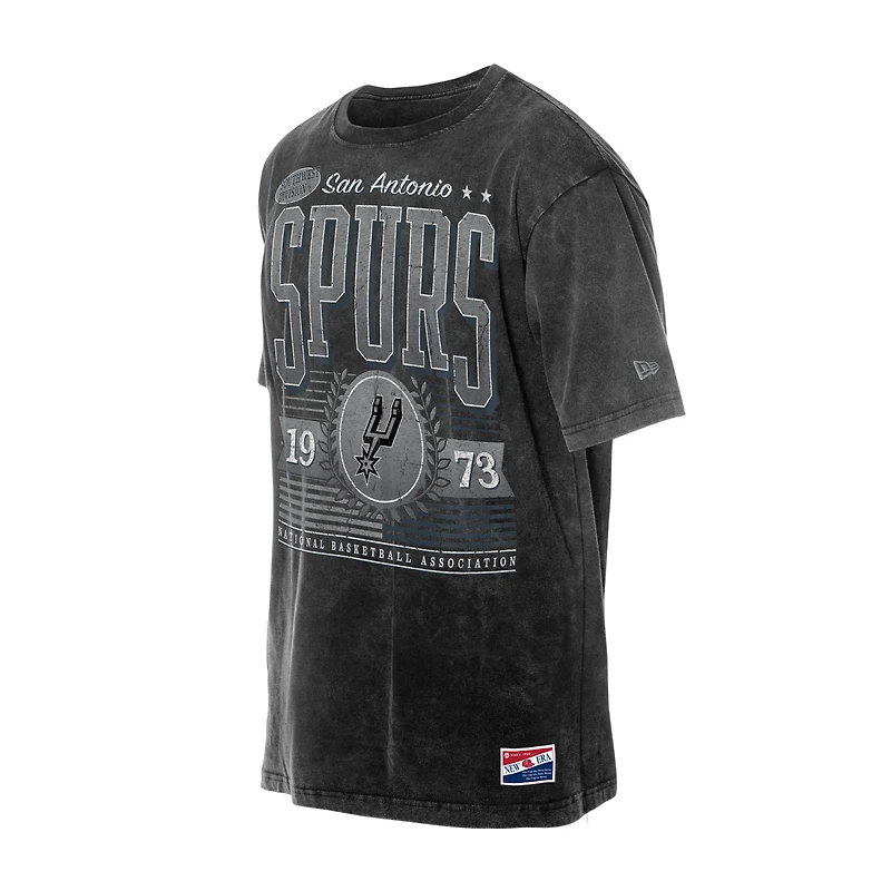 Men's New Era  Black San Antonio Spurs Oversized Throwback Collection Mineral Wash T-Shirt