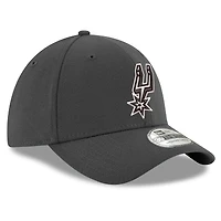 Men's New Era  Graphite San Antonio Spurs 39THIRTY Flex Hat