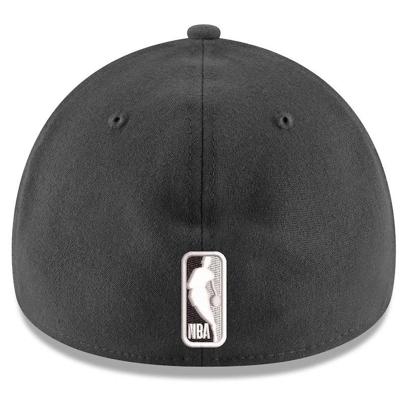 Casquette New Era Graphite San Antonio Spurs 39THIRTY Flex pour homme