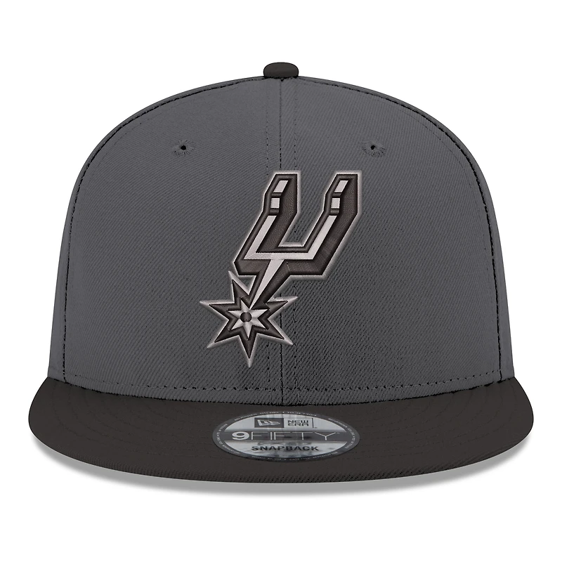 Men's New Era Gray/Black San Antonio Spurs Logo 2-Tone 9FIFTY Snapback Hat