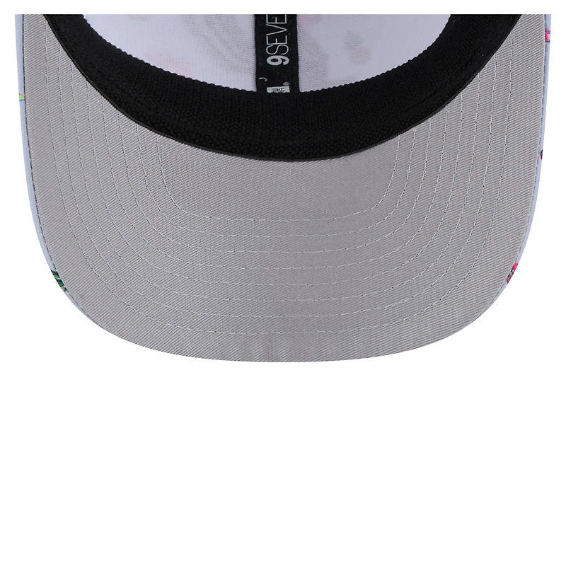 Casquette extensible à bouton-pression New Era bleu clair/gris San Antonio Spurs Adventure Aloha Pattern 9SEVENTY pour homme