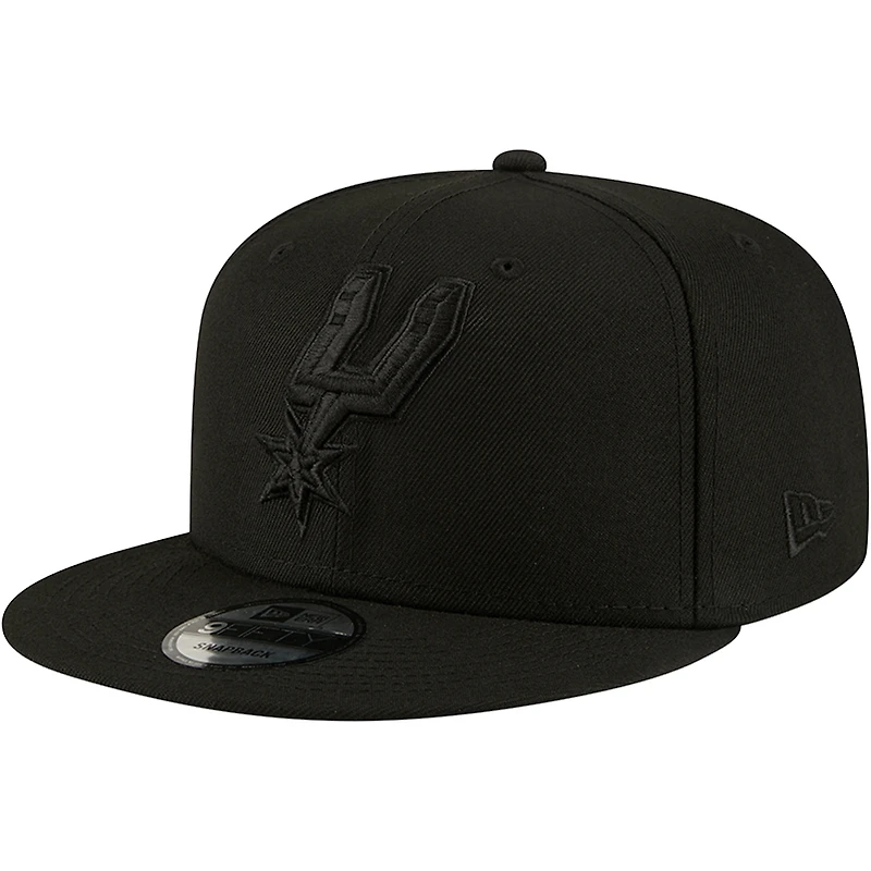 Casquette Snapback 9FIFTY San Antonio Spurs New Era pour homme, noir sur noir