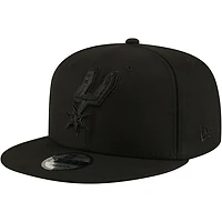 Casquette Snapback 9FIFTY San Antonio Spurs New Era pour homme, noir sur noir