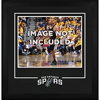 Cadre d'installation horizontal de luxe 16" x 20" des San Antonio Spurs avec logo de l'équipe