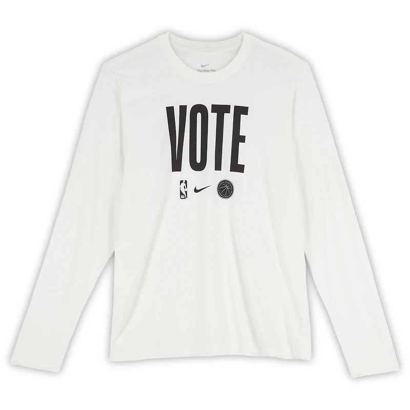T-shirt blanc à manches longues « Vote » porté par Stephon Castle, San Antonio Spurs, saison NBA 2024-25 - Taille L