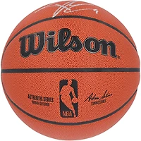 Ballon de basket-ball d'intérieur/extérieur Wilson Authentic Series autographié par Tony Parker San Antonio Spurs