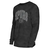 T-shirt à manches longues unisexe New Era noir surdimensionné Essentials Enzyme Wash San Antonio Spurs