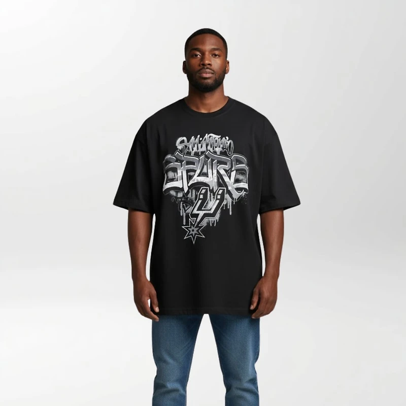T-shirt unisexe The Wild Collective Black San Antonio Spurs Graffiti