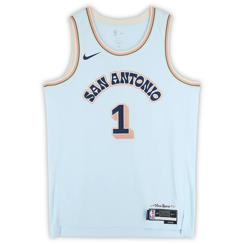 Maillot Nike City Edition Swingman bleu clair dédicacé par Victor Wembanyama des San Antonio Spurs pour la saison 2024-25