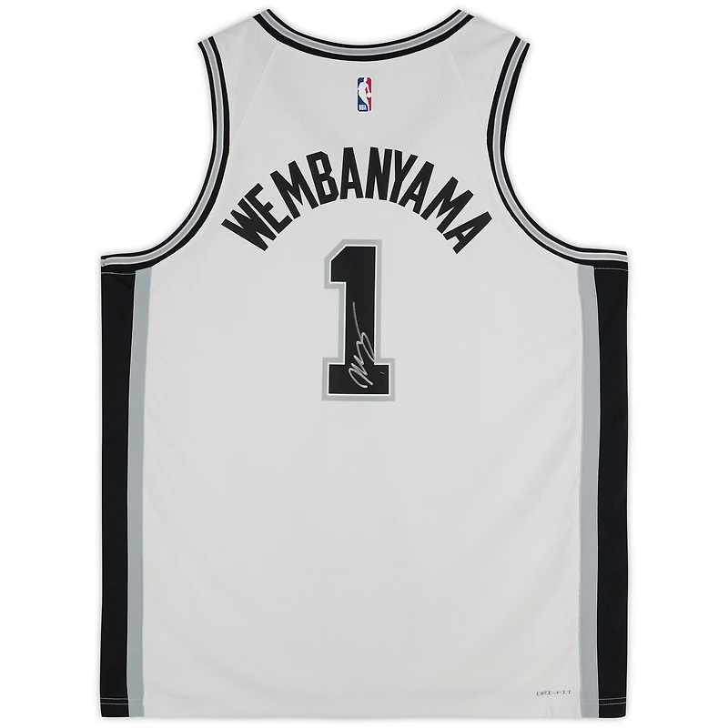 Maillot Swingman Nike Association Edition blanc dédicacé par Victor Wembanyama des San Antonio Spurs