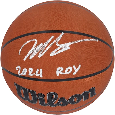 V106832 SPURS Victor Wembanyama Ballon de basket officiel dédicacé Wilson des San Antonio Spurs avec inscription « 2024 ROY » Victor Wembanyama AUT BASKETBALL 45397 AUTBALBSK BKLLWE0104 #1
