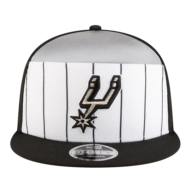 Youth New Era  White/Black San Antonio Spurs 2025 NBA Tip Off Split Panel 9FIFTY Snapback Hat